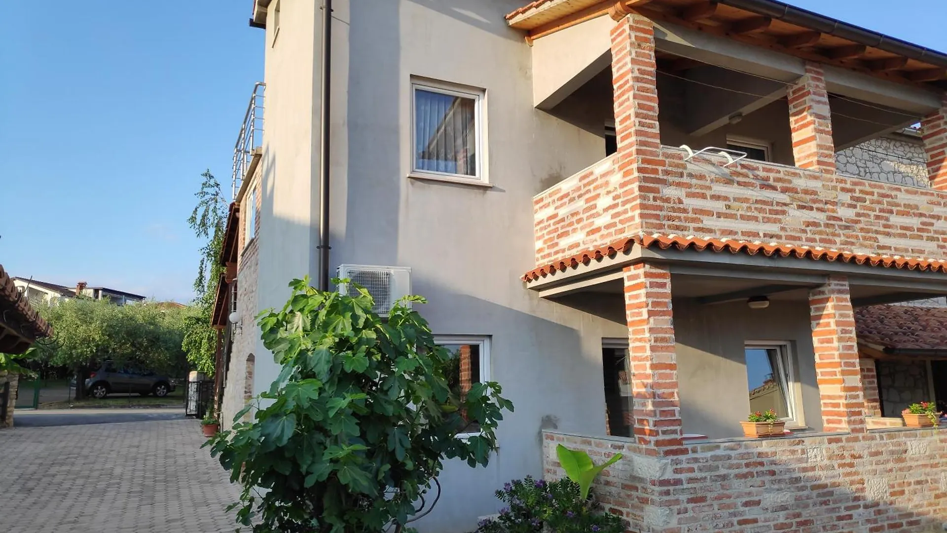 Apartmani Memic 100M Od Mora Porec Apartment