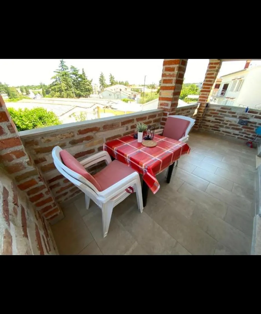 Apartmani Memic 100M Od Mora Porec 0*,  Croatia