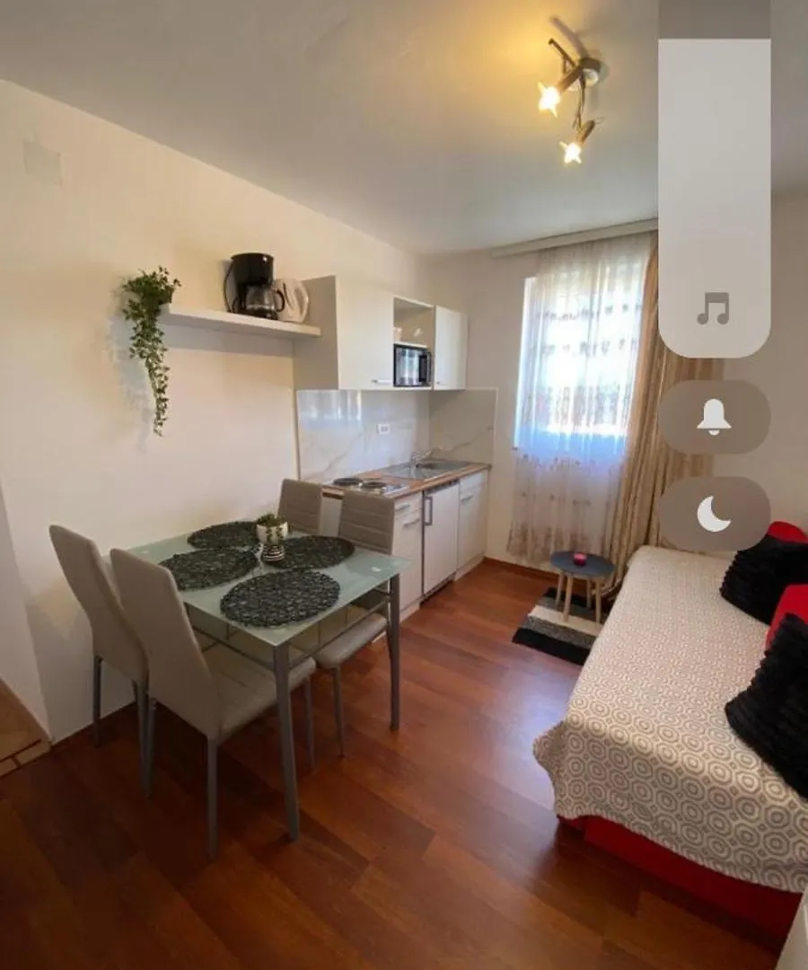 Apartmani Memic 100M Od Mora Porec 0*,