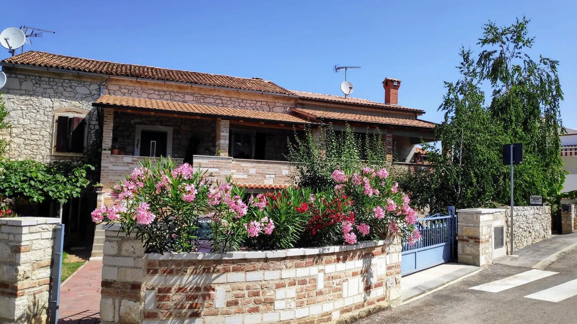 Apartmani Memic 100M Od Mora Porec