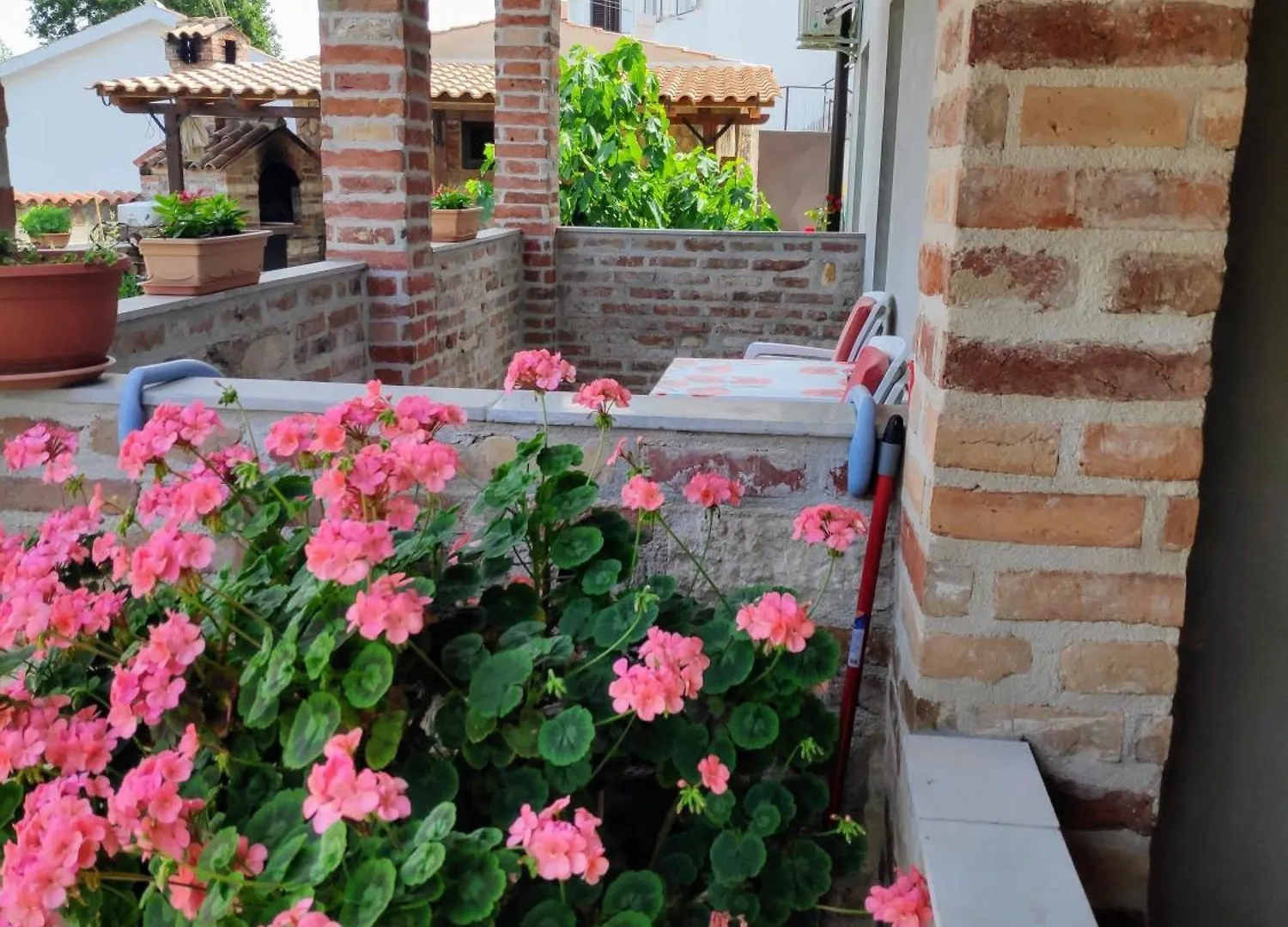 Apartment Apartmani Memic 100M Od Mora Porec