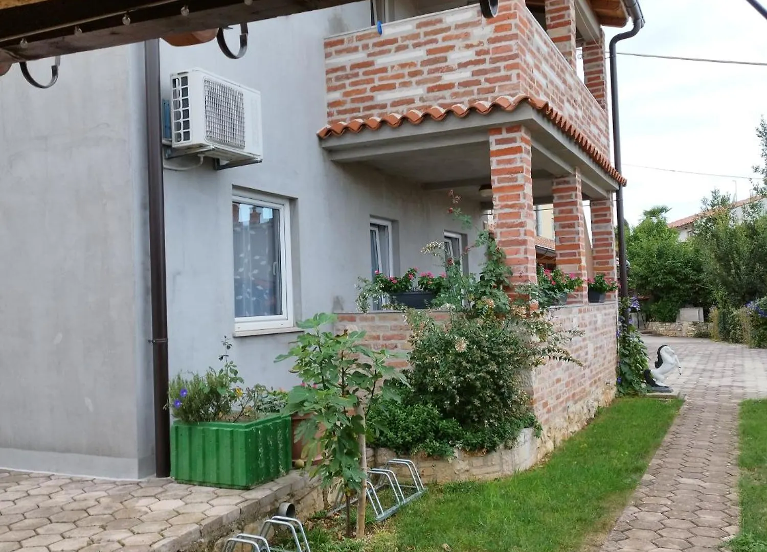 Apartment Apartmani Memic 100M Od Mora Porec